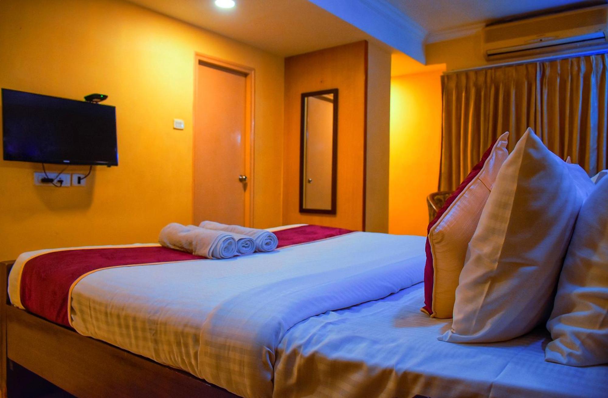 Naksha Tree Hotels - Mogappair Chennai Luaran gambar